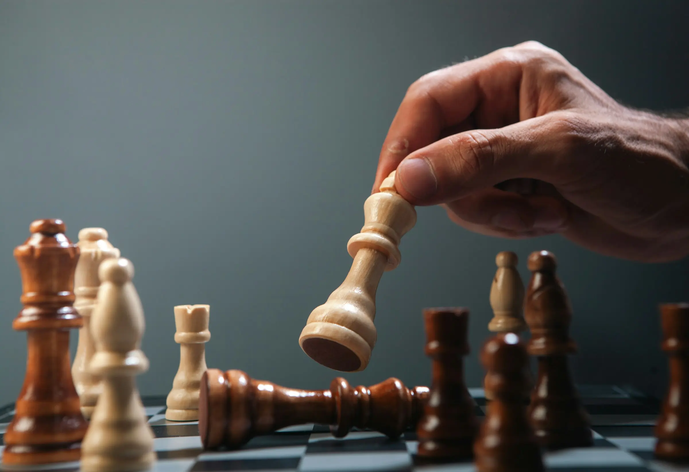 Systeme.io vs ClickFunnels 2026 : lequel choisir selon ton profil ?